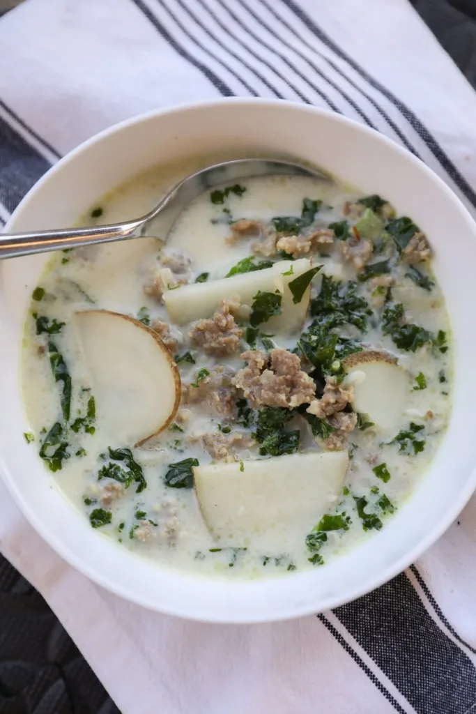 Zuppa Toscana (Olive Garden) – Lauren’s Lates…